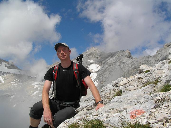 11.jpg - W tle najwższy szczyt Niemiec - Zugspitze (2962m)