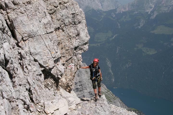 26.jpg - Na krawędzi.