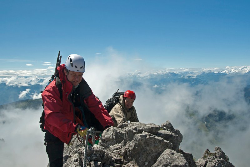 58.jpg - Pierwsze kroki nad chmurami.