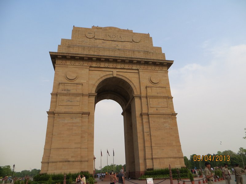 184.jpg - Brama Indii – pomnik poświęcony Indusom poległym w I wojnie światowej.