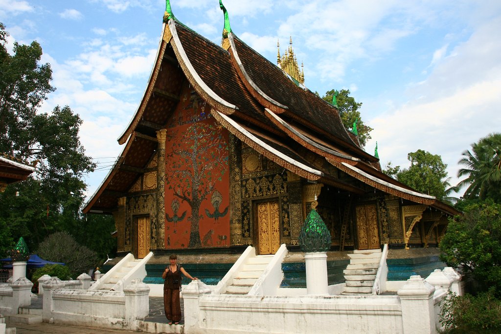 145.jpg - Świątynia Złotego Miasta – Wat Xieng Thong.