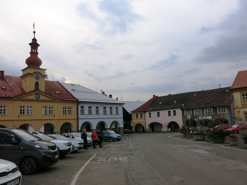 33.jpg - Do miejscowości Sobotka wpadaliśmy na jedzonko.