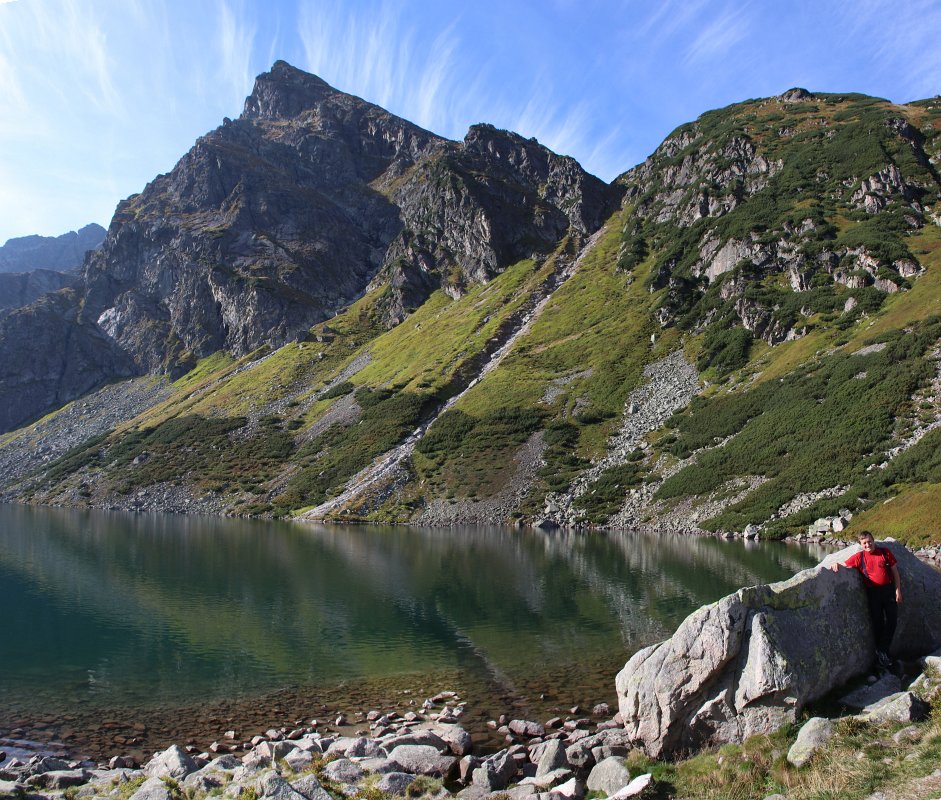 014.jpg - Nasz Prezes nad Czarnym Stawem Gąsienicowym.