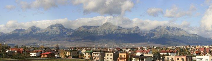 53.jpg - Tak widać Tatry z Popradu.