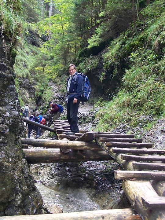 282.JPG - Jak widać, są chętni do rajskiego życia.