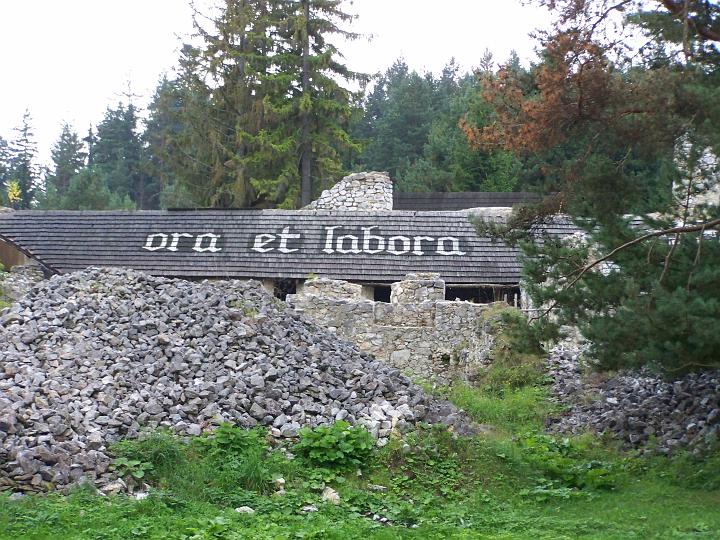 345.JPG - Klasztorisko.
