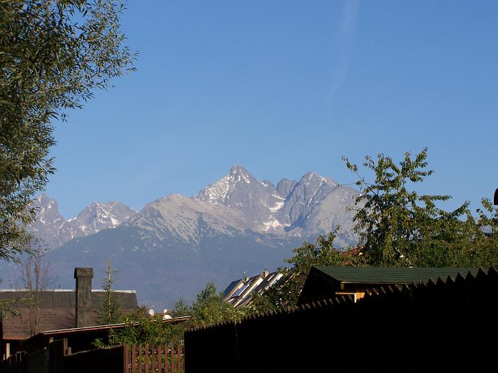 547.JPG - Łomnica (widok z naszego pensjonatu).