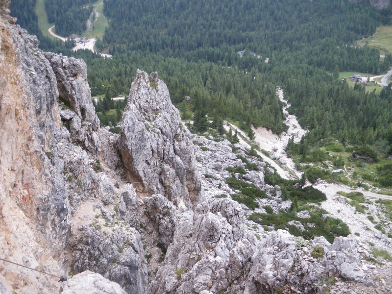 06.jpg - Początek ferraty Alpini.