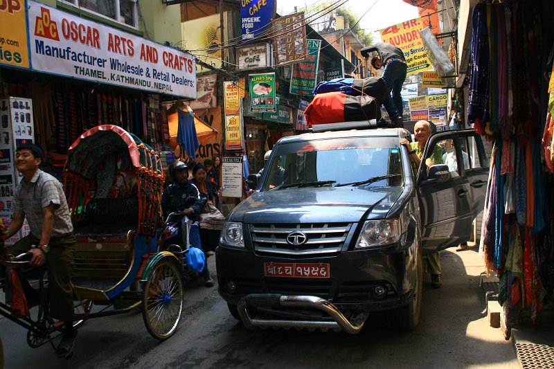 153.jpg - Opuszczamy Nepal.