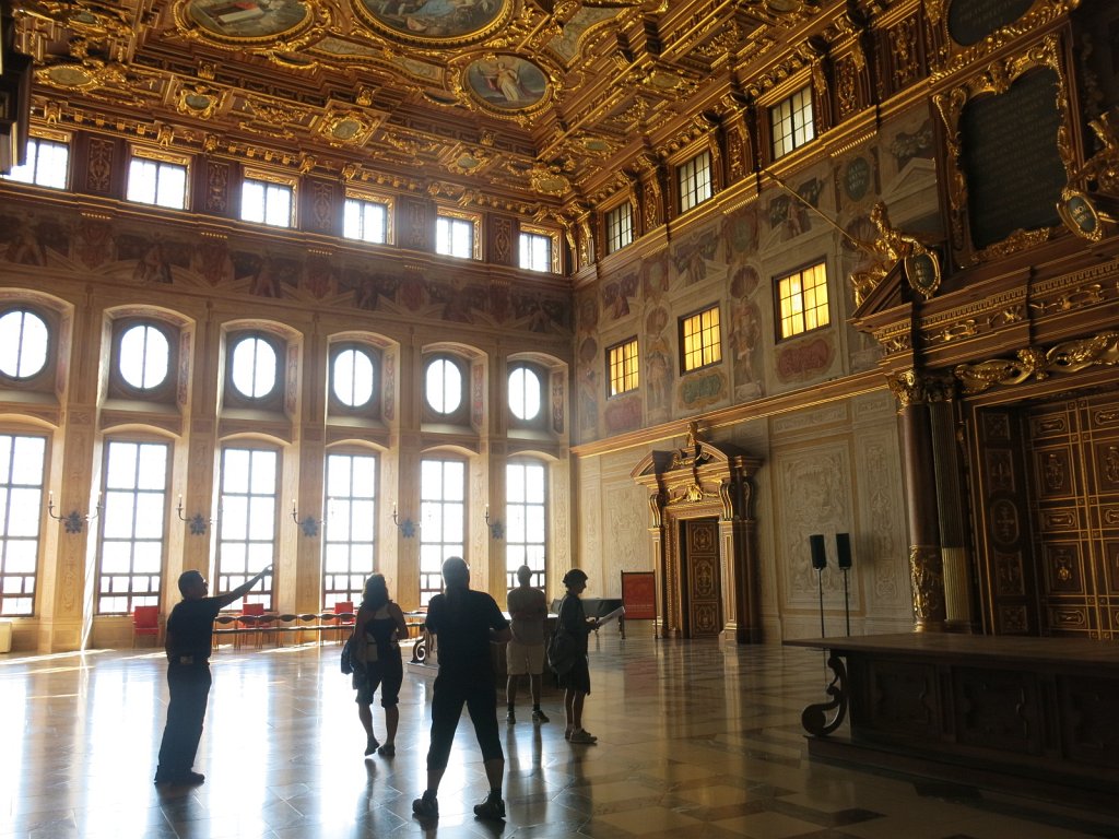 84.jpg - Złota sala w ratuszu.
