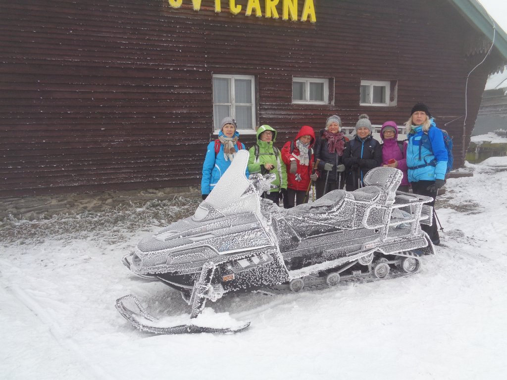 60.jpg - Przy schronisku Szwycarna.
